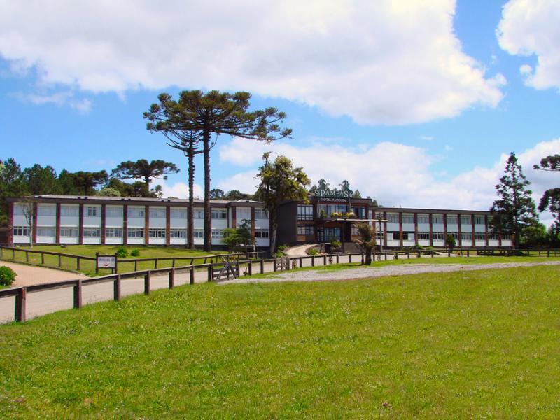 Hotel Fazenda Pampas Канела Екстериор снимка